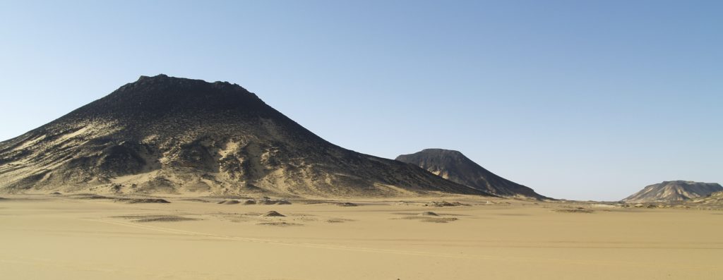 desertando-desierto-negro